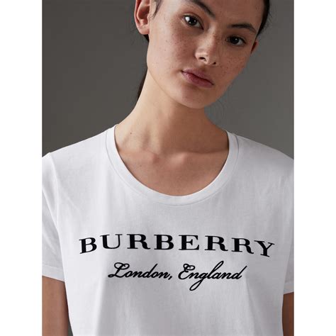 women's burberry white t shirt